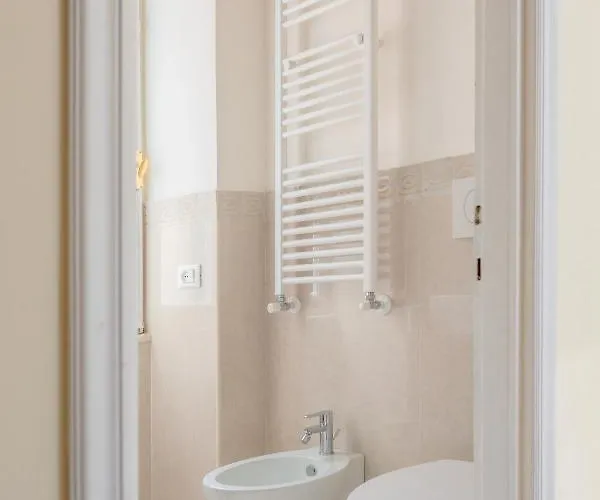 Romantica With Balcony Near San Giovanni * Rom