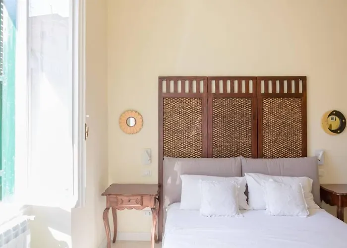 Apartment Romantica With Balcony Near San Giovanni *